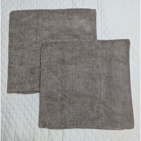 🛋️ Chenille Velvet Throw Pillow Covers 20x20 – Set of 2 (Gray-Beige) - Picture 2 of 6